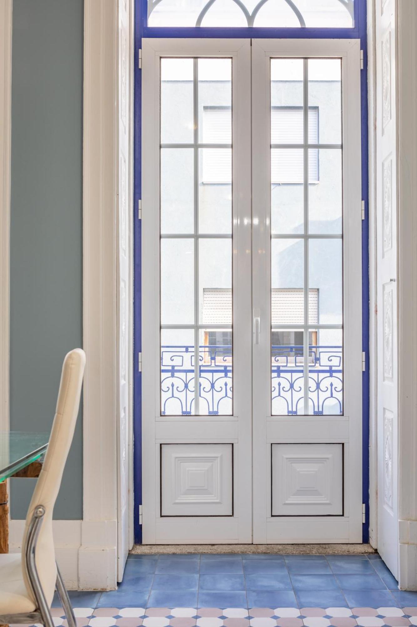 Deluxe Spacious Flats W Mezzanine By Host Wise Apartment Порто Стая снимка